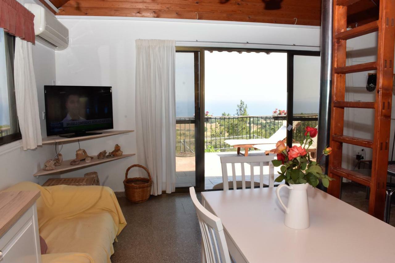 Philip'S Holiday House 尼奥克瑞奥 外观 照片